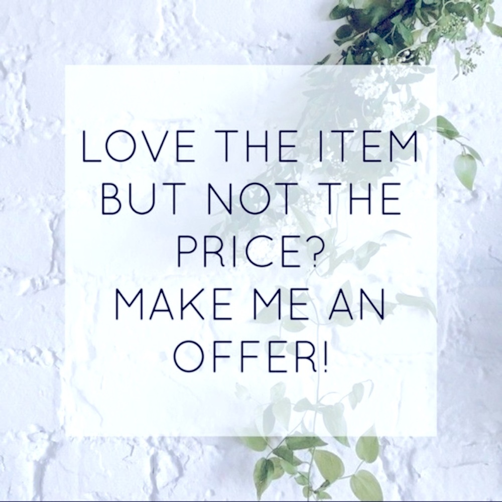 Make an offer on any item in my closet!!